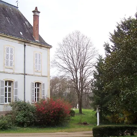 לינה וארוחת בוקר Chateau Champigny Maillet (Allier)